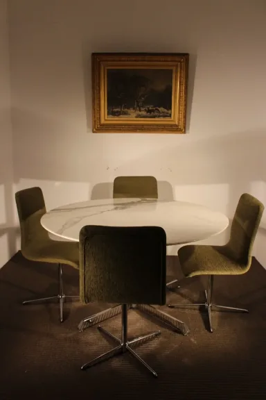 Table et ses 4 chaises Knoll