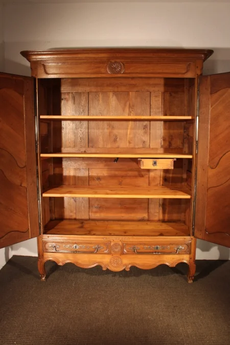 Armoire vosgienne