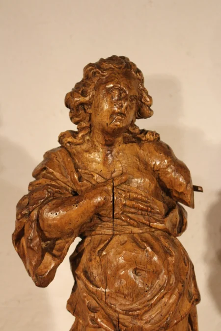 Paire de statues du 17e siècle