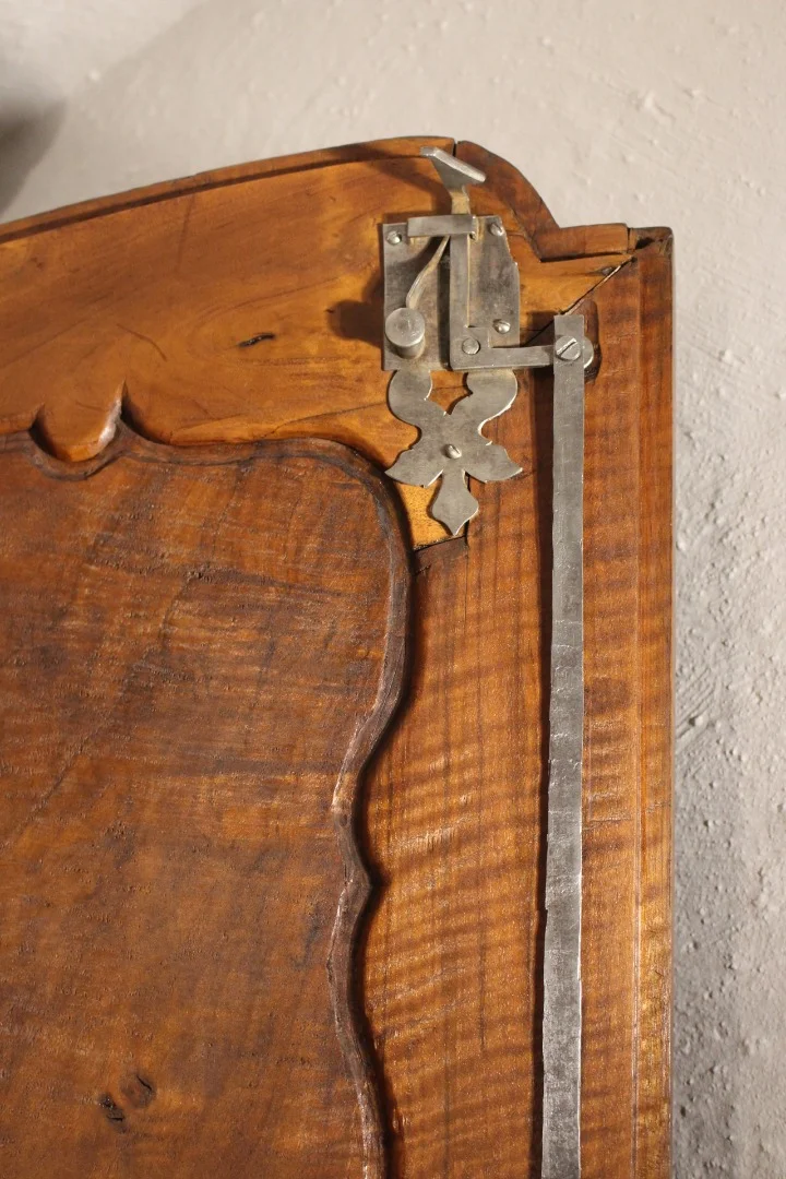 Armoire lyonnaise de mariage