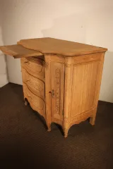 SCHRANK IM LOUIS XV-STIL