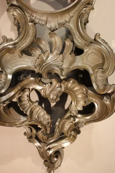 WANDKARTELL IM LOUIS XV-STIL