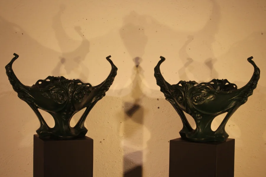 Paire de jardinières d’Hector Guimard