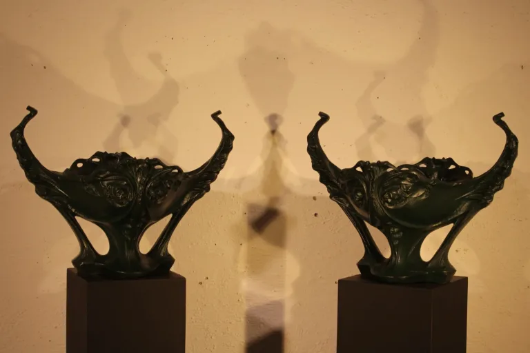 Paire de jardinières d’Hector Guimard