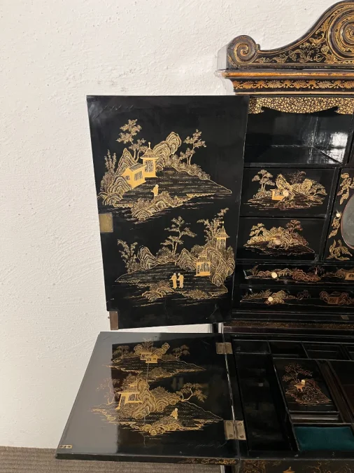 SCRIVANIA IN STILE GIAPPONESE