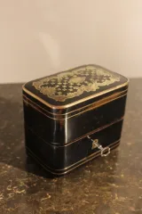 Boîte à parfum musicale