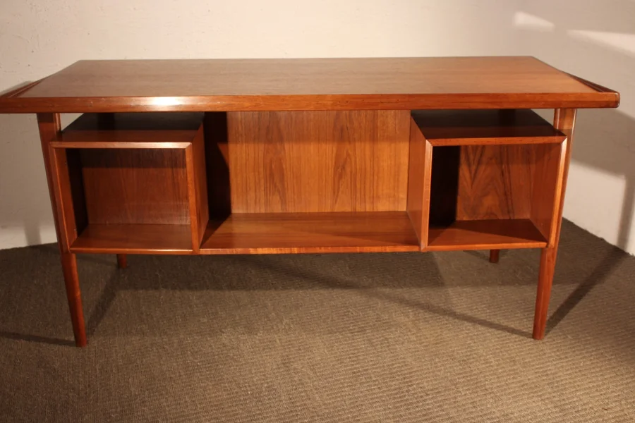 Bureau scandinave de Peter Lovig Nielsen