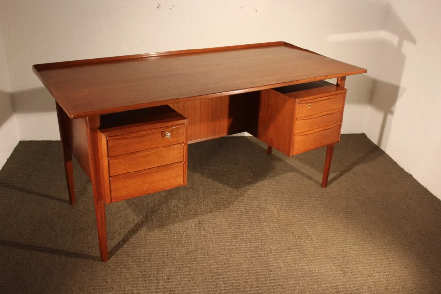 Bureau scandinave de Peter Lovig Nielsen