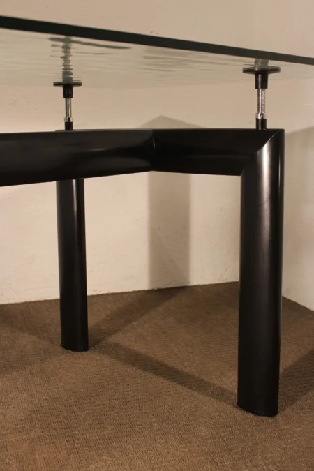 Table Le Corbusier