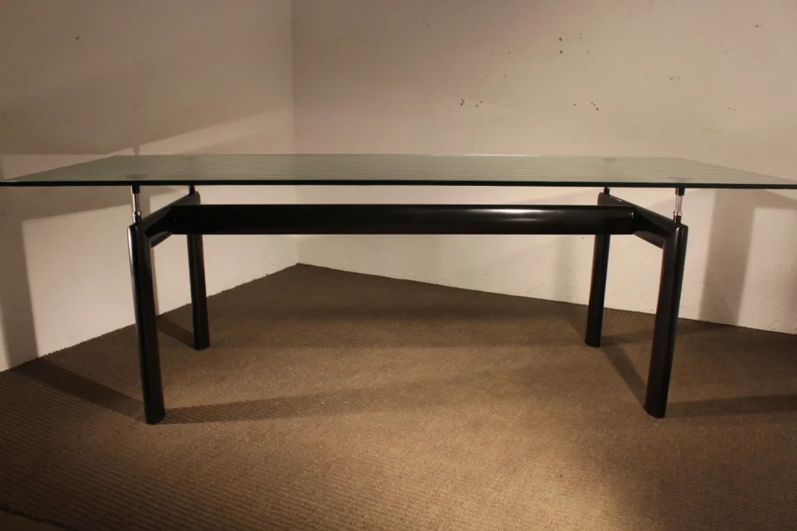 Table Le Corbusier