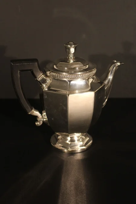 ART DECO PERIODE THEE- EN KOFFIESERVICE