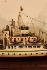 MODELLO DI NAVE