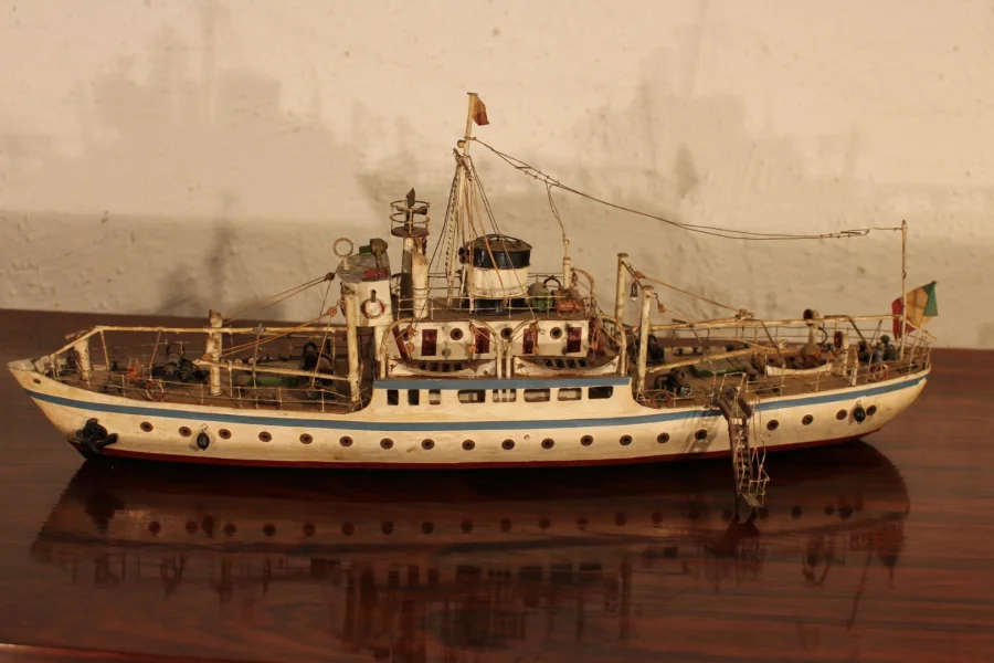 MODEL SHIP