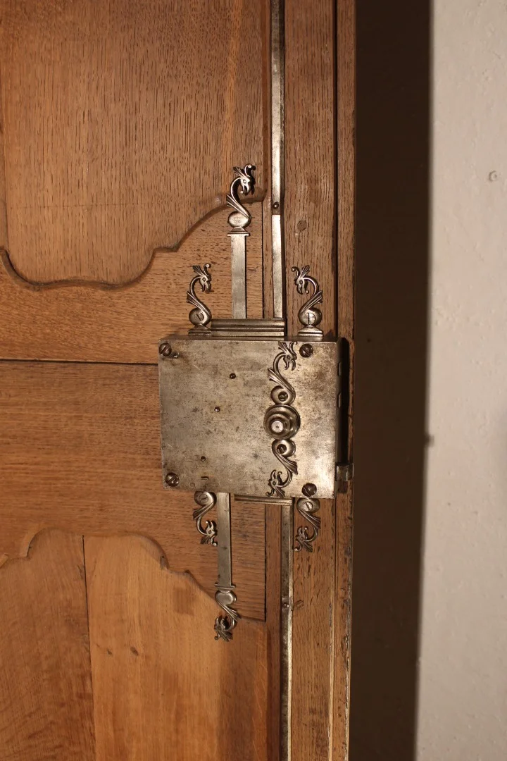 Armoire Régence 18e siècle