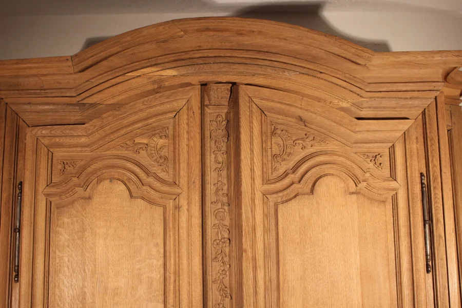 Armoire Régence 18e siècle