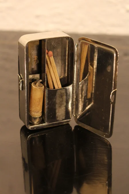 POCKET LANTERN
