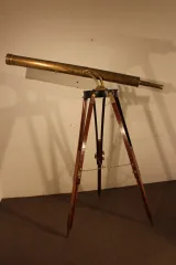 Teleskop des 19. Jahrhunderts
