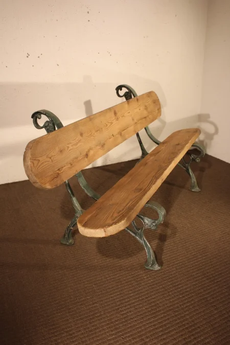Banc d’Hector Guimard