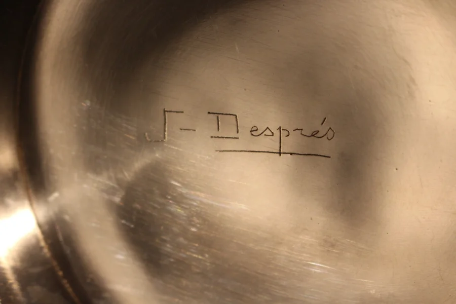 Coupe de Jean Despres ;