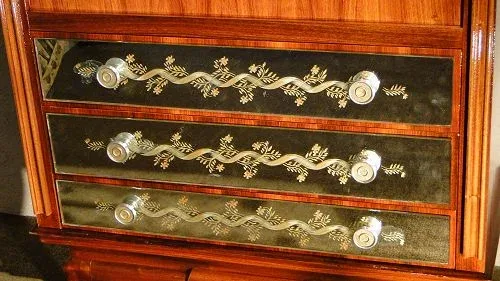 Secrétaire des années 50