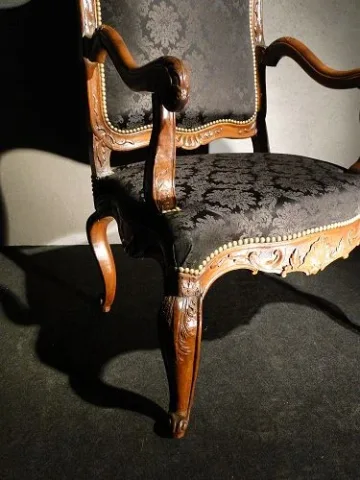 FRENCH REGENCY PERIOD ARMCHAIR