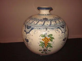 Un important vase Majolique