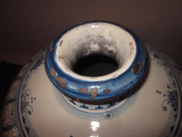 Un important vase Majolique