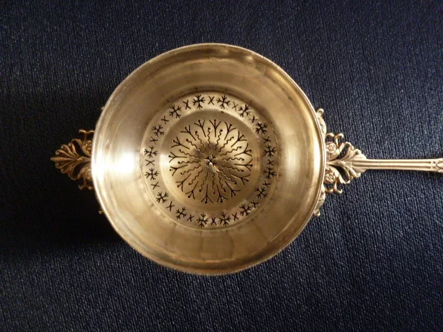 SILVER TEA STRAINER
