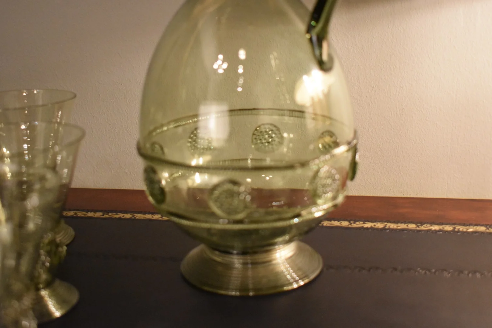 Verres et carafe roemer