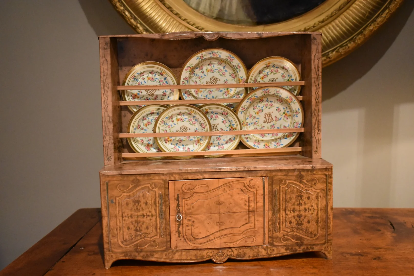 MINIATURE  DRESSER