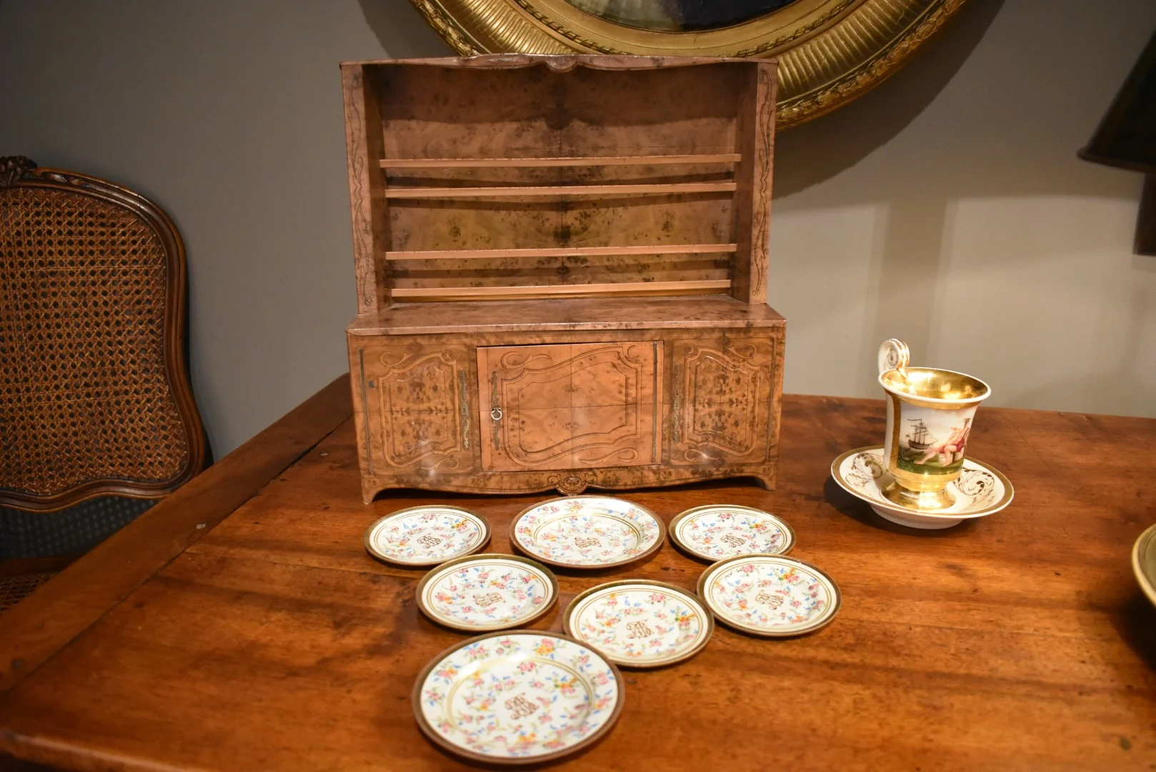 MINIATURE  DRESSER