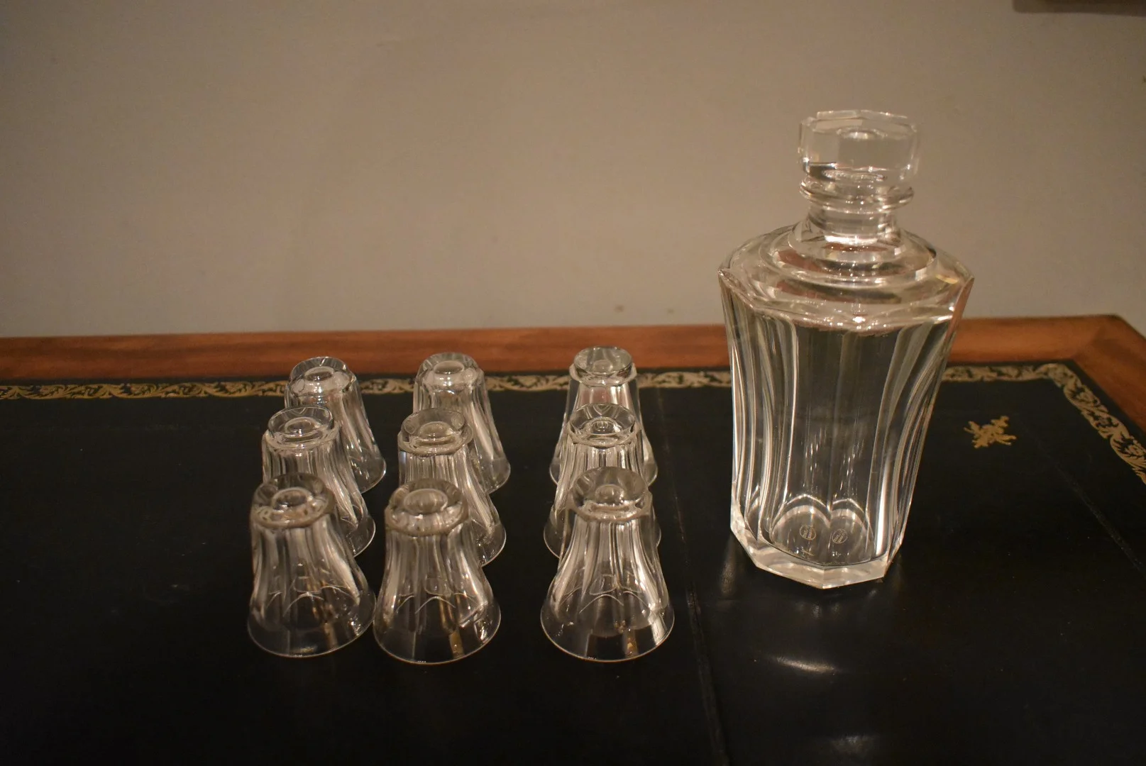 SAINT LOUIS CRYSTAL LIQUOR SERVICE