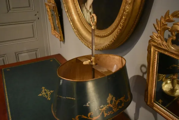 BOUILLOTTE LAMP