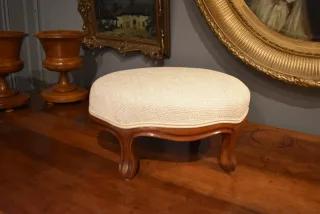 Tabouret de pieds en acajou