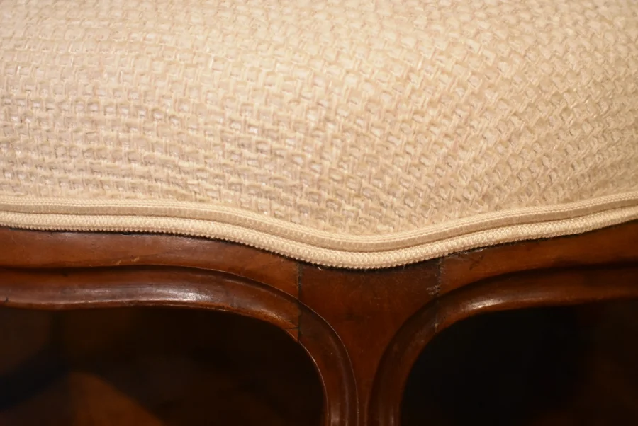 Tabouret de pieds en acajou