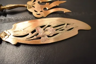 Couteau et fourchette de service à poisson