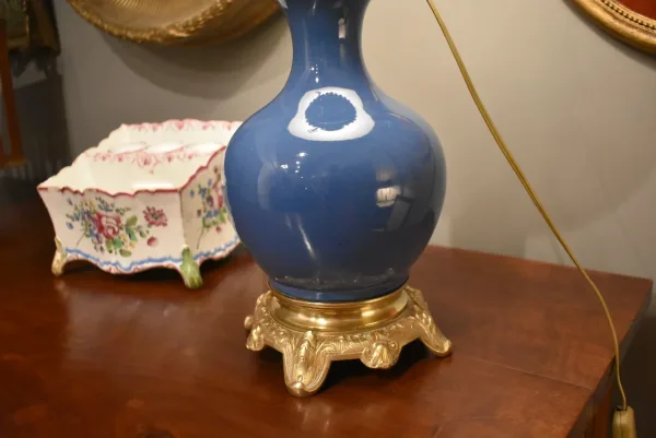 Lampe en porcelaine et bronze