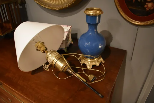 Lampe en porcelaine et bronze
