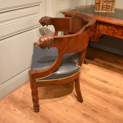 Fauteuil de bureau à têtes de lion