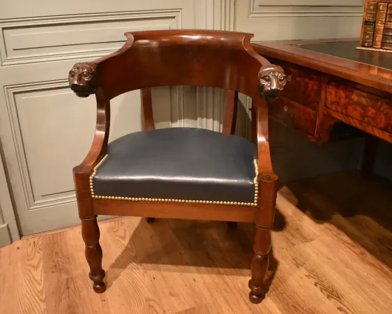 Fauteuil de bureau à têtes de lion