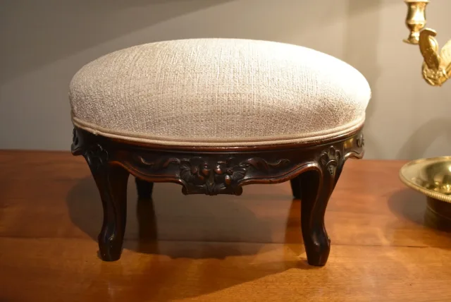 Tabouret de pieds de style Louis XV