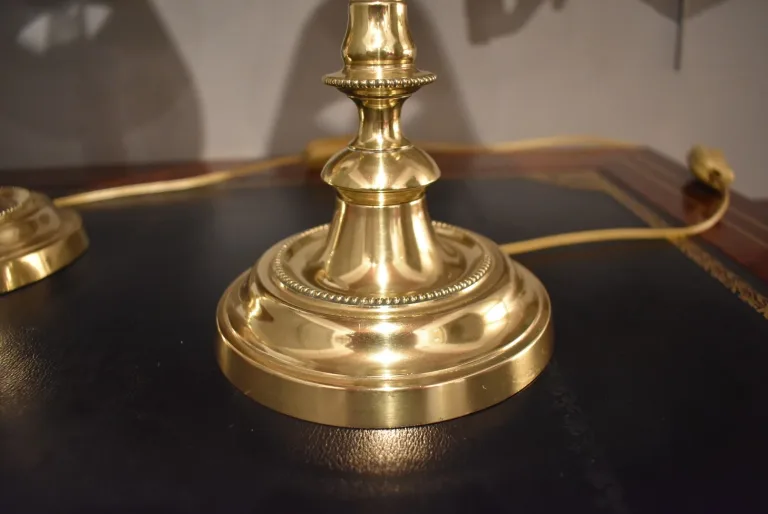 Paire de lampes en bronze