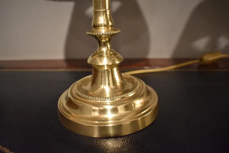 Paire de lampes en bronze