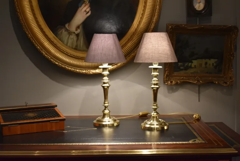 Paire de lampes en bronze