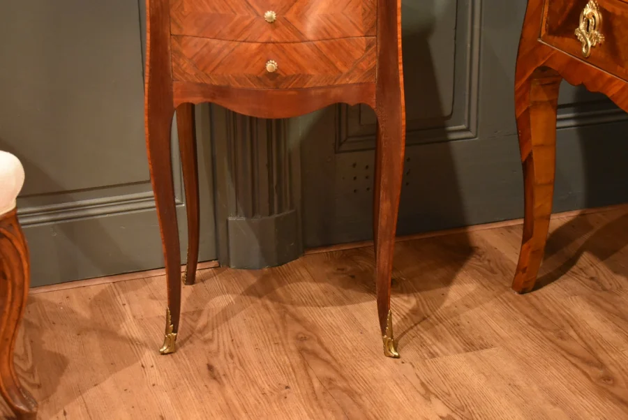 Chevet de style Louis XV