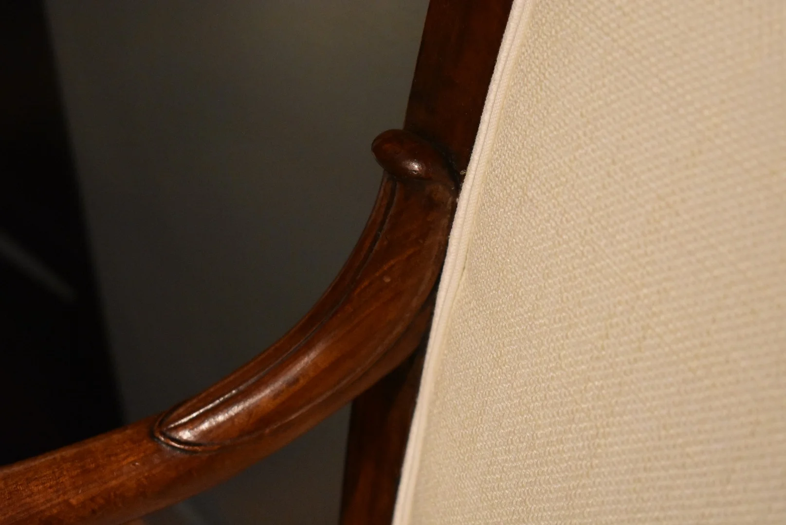Suite de quatre fauteuils d'époque Restauration