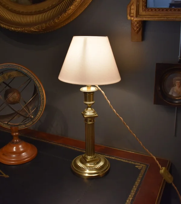 Lampe de style Louis XVI