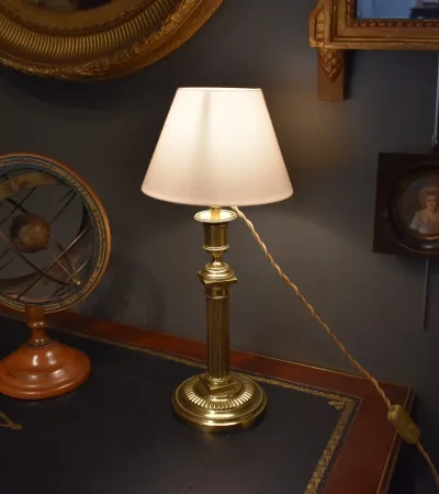 Lampe de style Louis XVI
