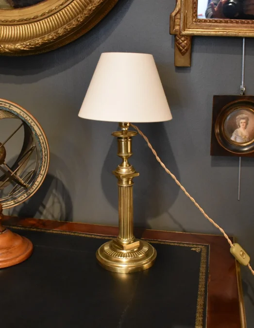 Lampe de style Louis XVI