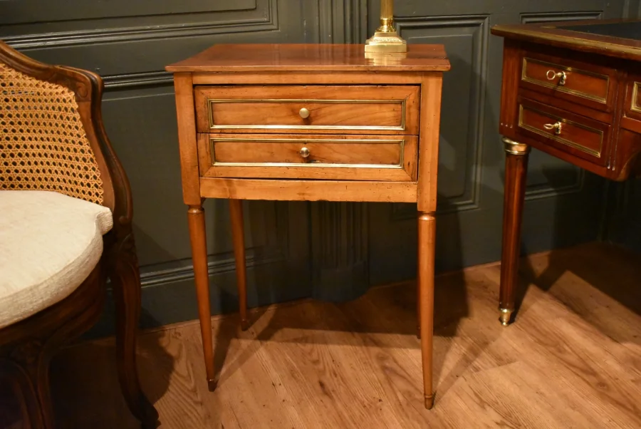 Chevet en merisier Directoire